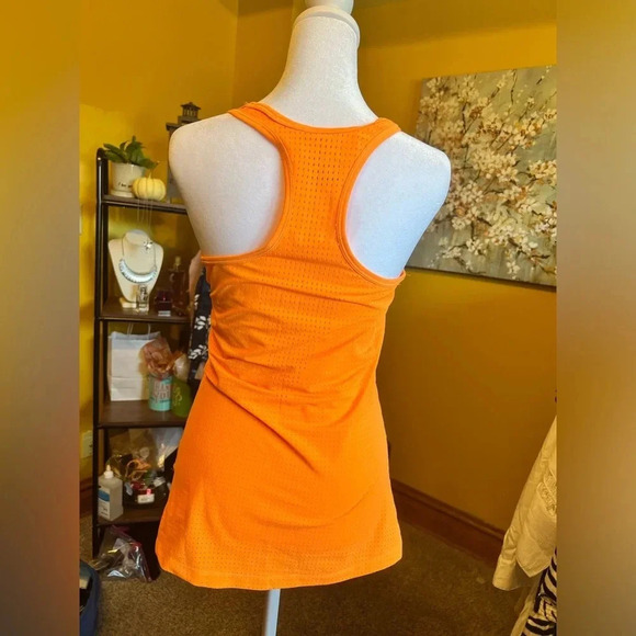 Nike Running Tank - Picture 3 of 5